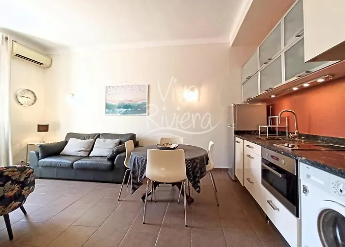 Viva Riviera - 10 Rue Florian